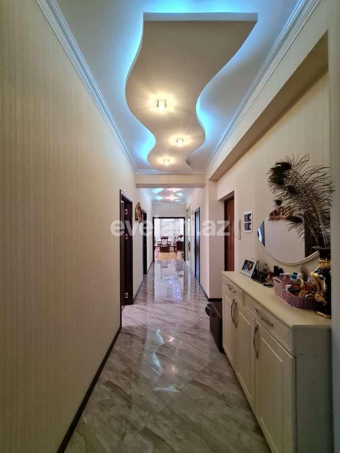 Satılır, yeni tikili, 3 otaqlı, 128 m², Bakı, Nizami r, Xalqlar Dostluğu m.