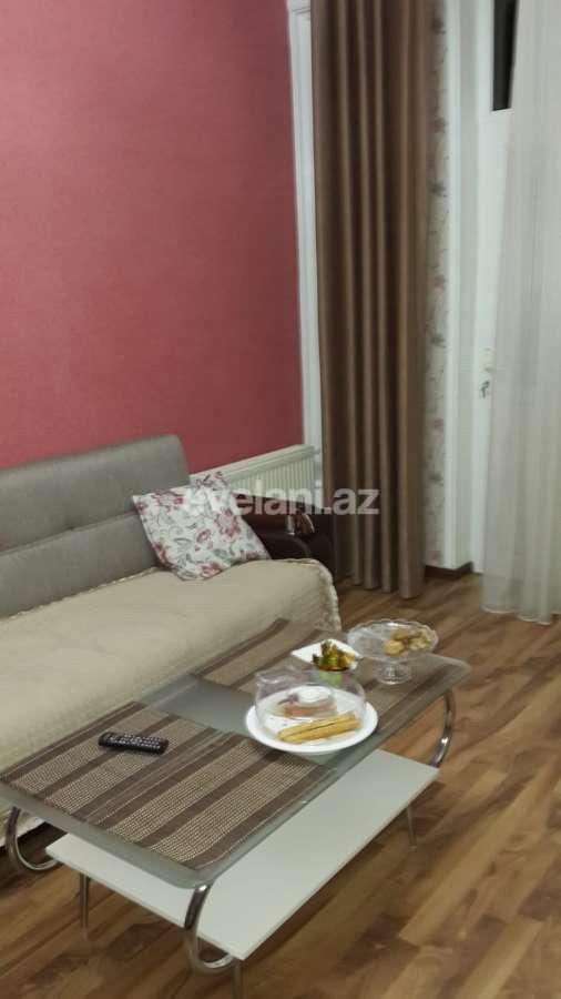 Kirayə verilir, yeni tikili, 2 otaqlı, 70 m², Bakı, Nəsimi r, Memar Əcəmi m.