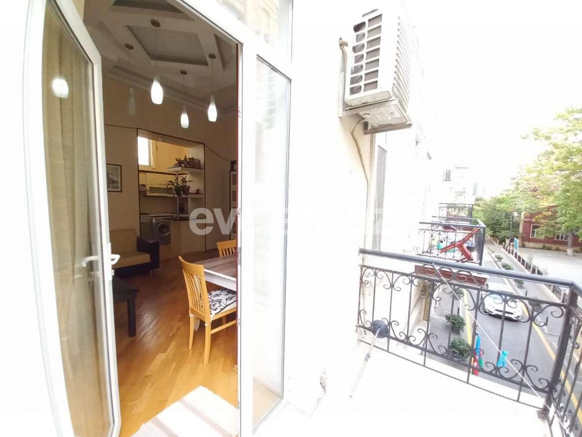 Kirayə verilir, köhnə tikili, 2 otaqlı, 80 m², Bakı, Nəsimi r, Sahil m.