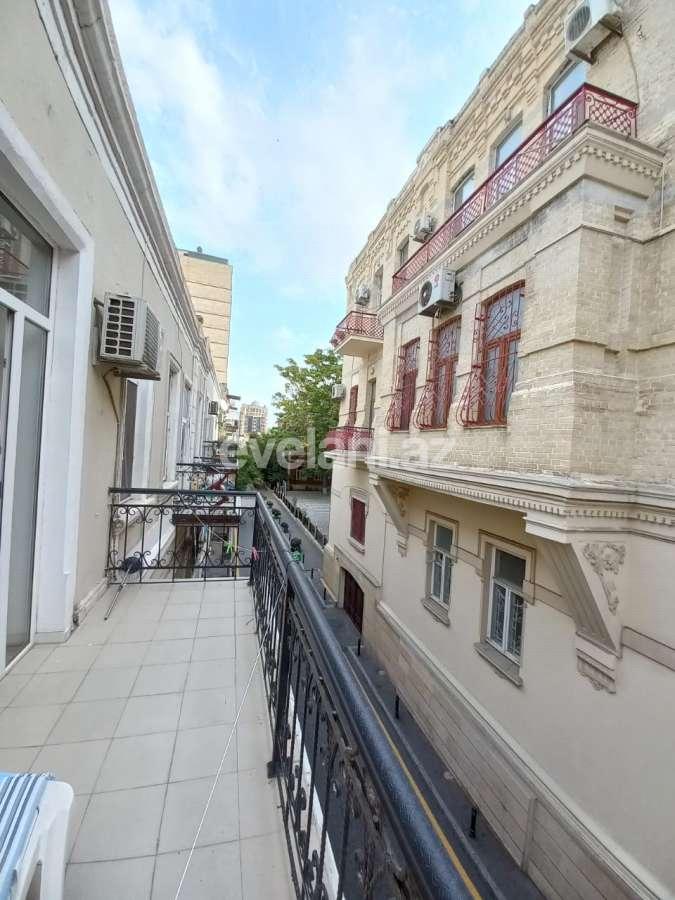 Kirayə verilir, köhnə tikili, 2 otaqlı, 80 m², Bakı, Nəsimi r, Sahil m.