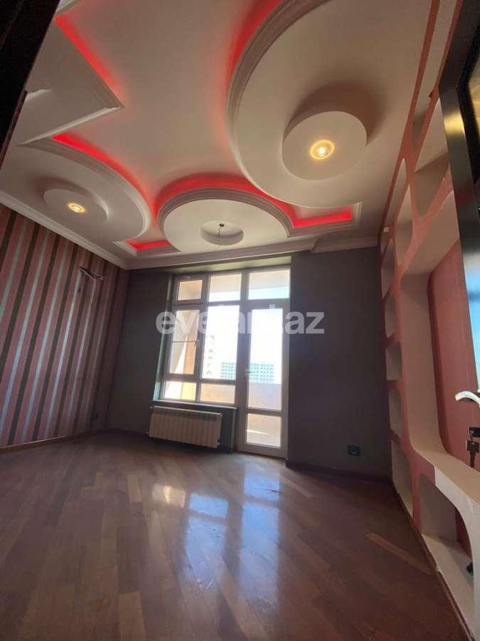 Satılır, yeni tikili, 5 otaqlı, 175 m², Bakı, Yasamal r, Yasamal q, Elmlər Akademiyası m.