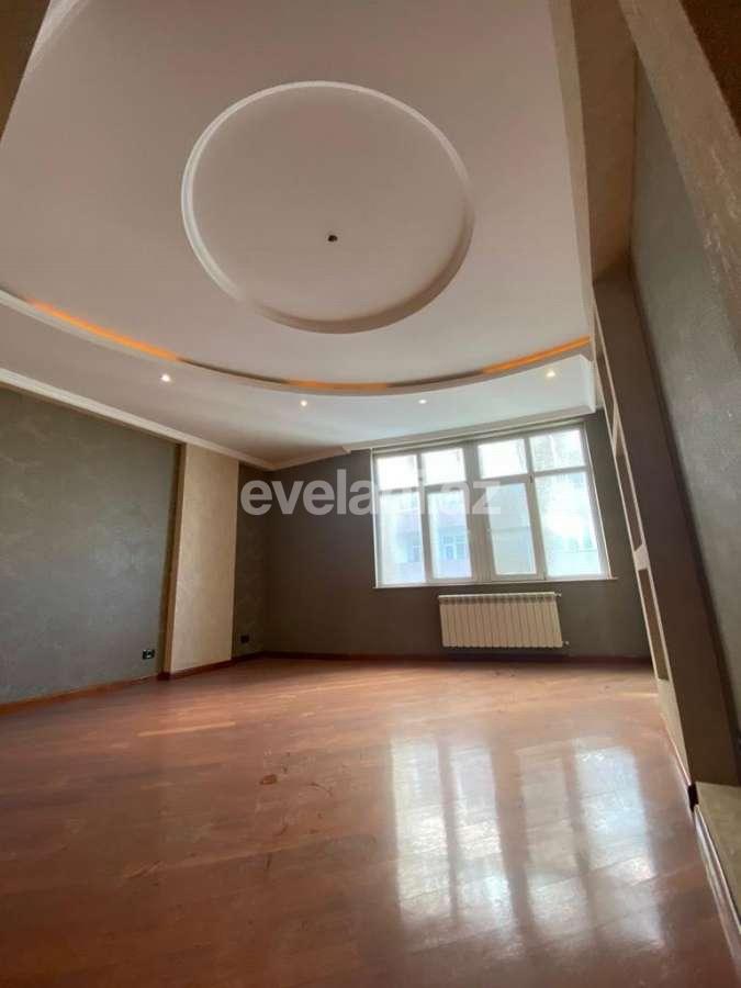 Satılır, yeni tikili, 5 otaqlı, 175 m², Bakı, Yasamal r, Yasamal q, Elmlər Akademiyası m.