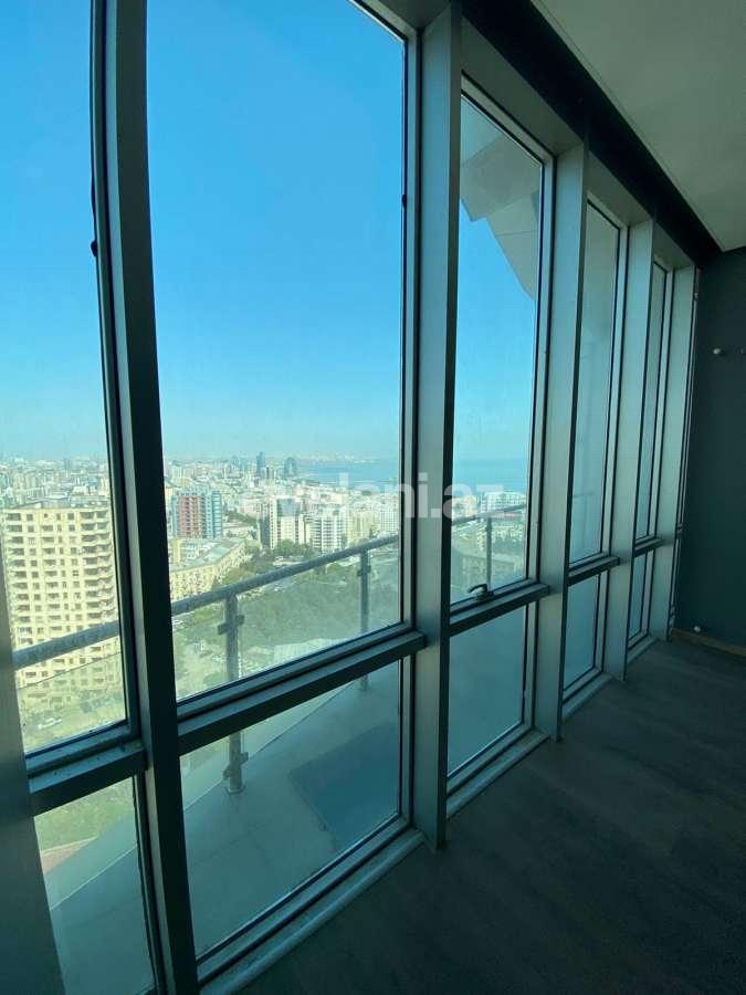 Satılır, yeni tikili, 3 otaqlı, 159 m², Bakı, Yasamal r, Yasamal q, Elmlər Akademiyası m.