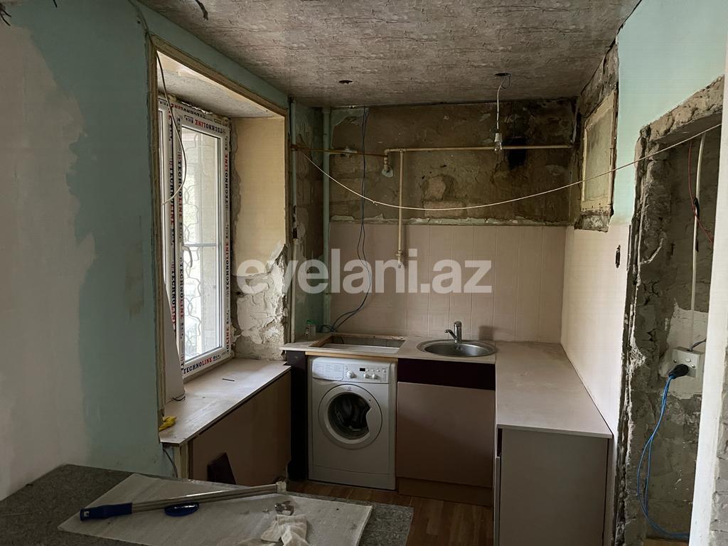 Satılır, köhnə tikili, 2 otaqlı, 55 m², Bakı, Nəsimi r.