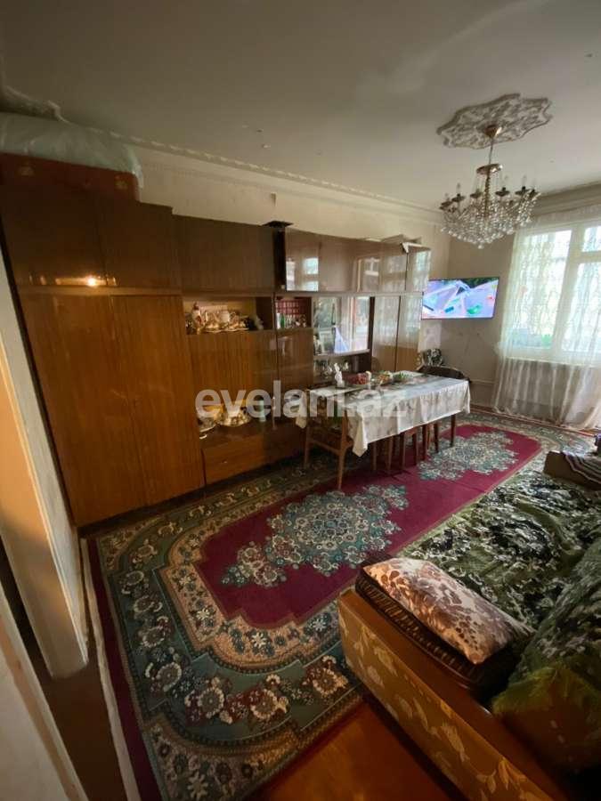 Satılır, köhnə tikili, 2 otaqlı, 56 m², Bakı, Nəsimi r, Memar Əcəmi m.