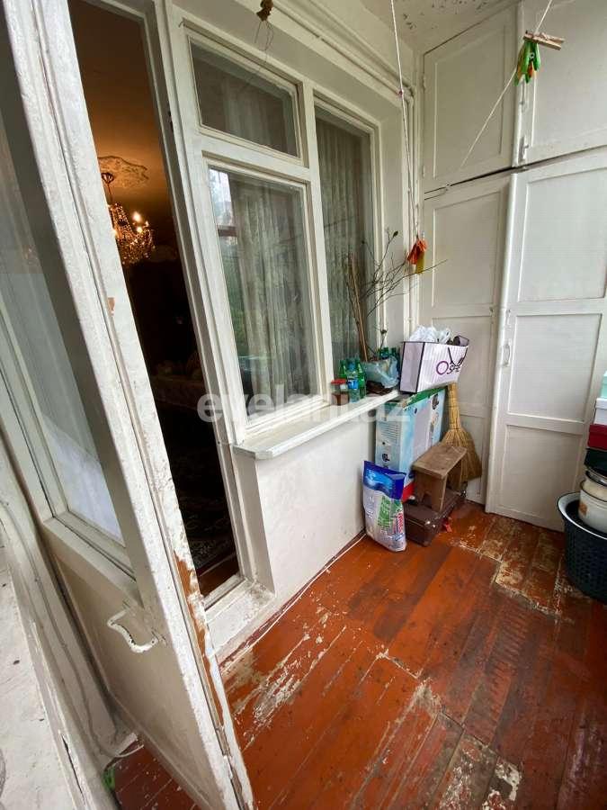 Satılır, köhnə tikili, 2 otaqlı, 56 m², Bakı, Nəsimi r, Memar Əcəmi m.