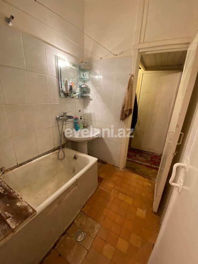 Satılır, köhnə tikili, 2 otaqlı, 56 m², Bakı, Nəsimi r, Memar Əcəmi m.