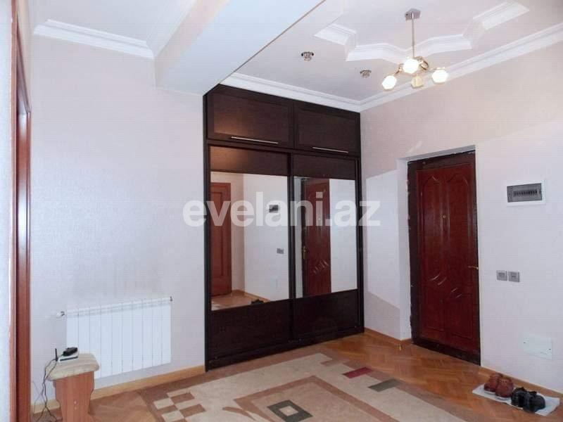 Rent, old building, 3 room, 120 m², Baku, Binagadi r, 8-th microdistrict d.