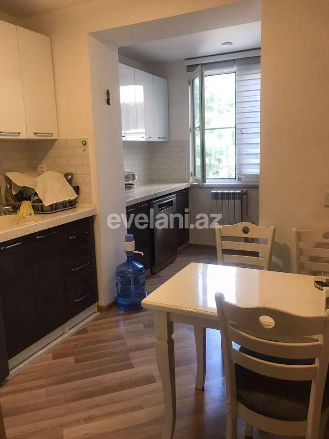 Satılır, köhnə tikili, 3 otaqlı, 75 m², Bakı, Yasamal r.