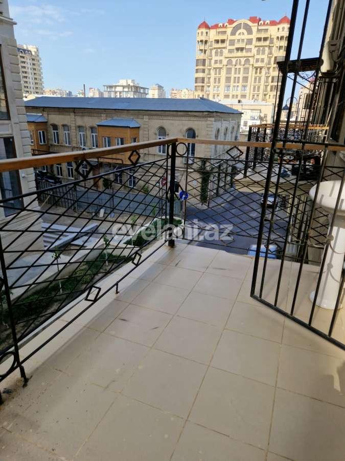 Satılır, köhnə tikili, 5 otaqlı, 170 m², Bakı, Yasamal r.