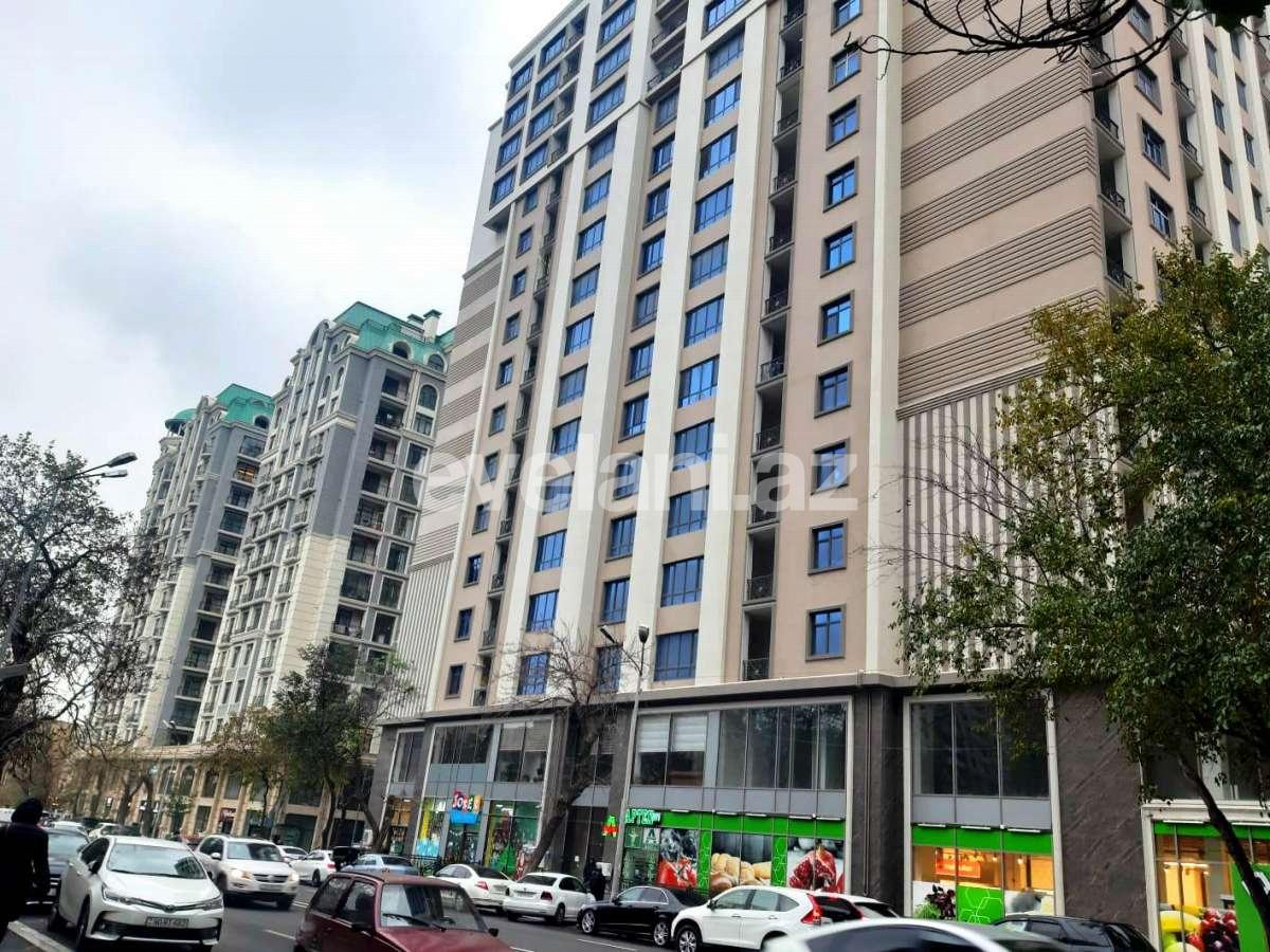 Satılır, yeni tikili, 3 otaqlı, 173 m², Bakı, Nəsimi r.