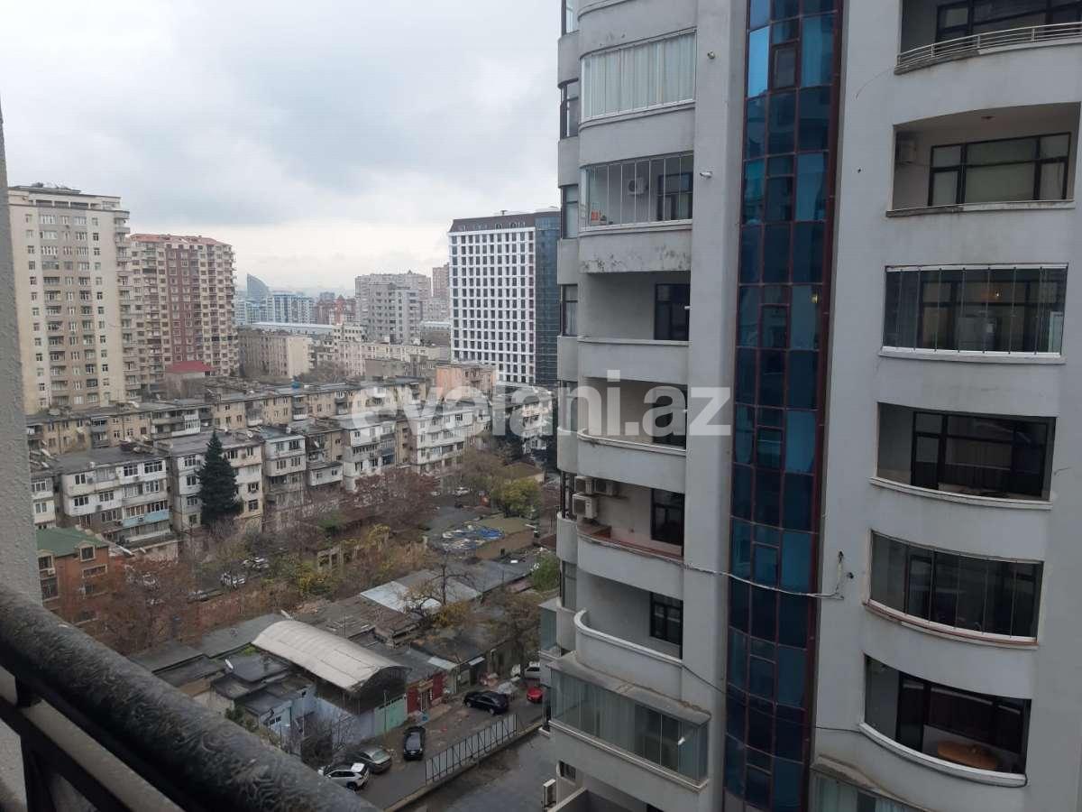 Satılır, yeni tikili, 3 otaqlı, 173 m², Bakı, Nəsimi r.