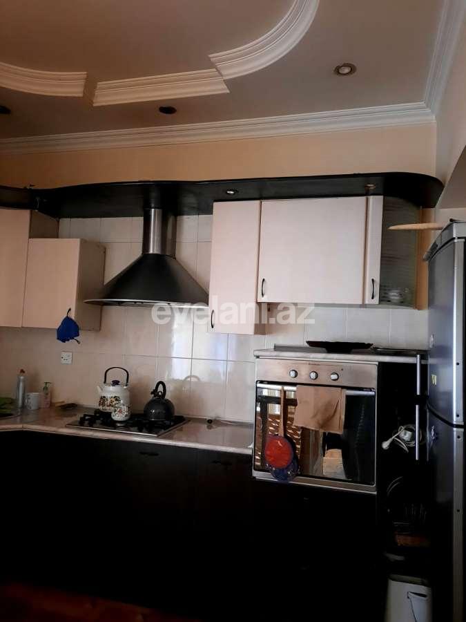 Sale, old building, 5 room, 162 m², Baku, Icheri Sheher m.