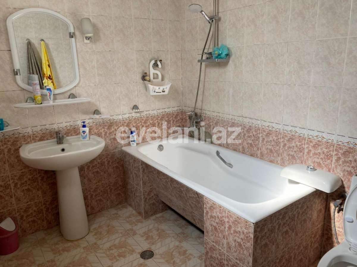 Satılır, köhnə tikili, 3 otaqlı, 101 m², Bakı, Səbail r, İçəri Şəhər m.