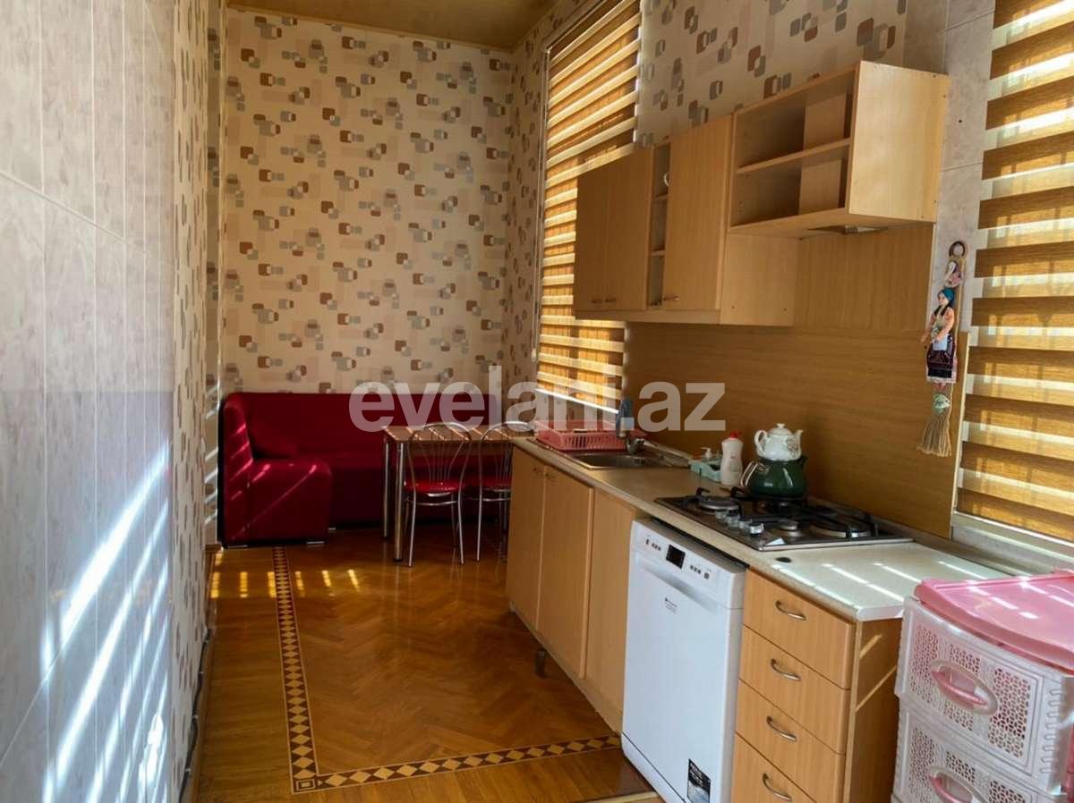 Satılır, köhnə tikili, 3 otaqlı, 101 m², Bakı, Səbail r, İçəri Şəhər m.