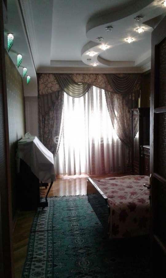 Kirayə verilir, yeni tikili, 3 otaqlı, 150 m², Bakı, Nəsimi r, 28 may m.