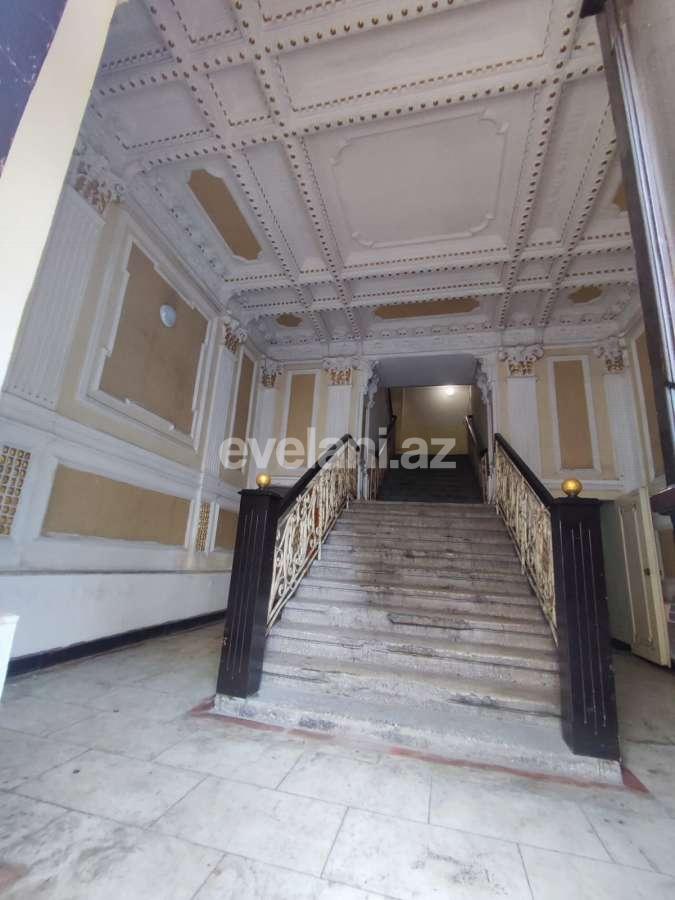Sale, old building, 4 room, 120 m², Baku, Sabail r, Sahil m.
