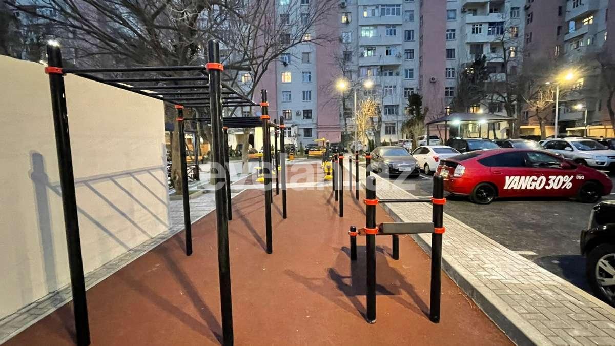 Satılır, köhnə tikili, 3 otaqlı, 82 m², Bakı, Xətai r, Əhmədli q, Əhmədli m.