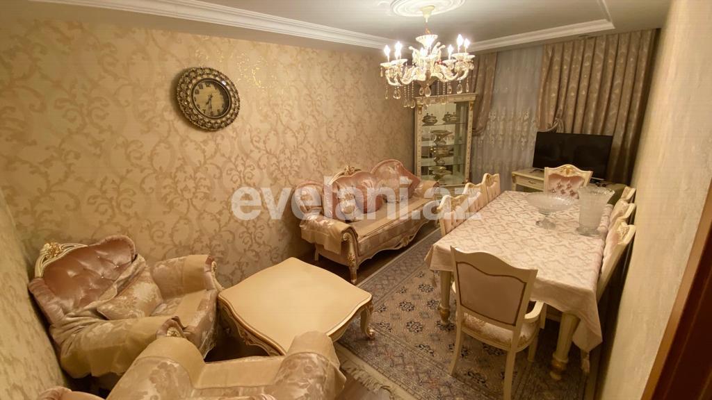 Satılır, köhnə tikili, 3 otaqlı, 82 m², Bakı, Xətai r, Əhmədli q, Əhmədli m.