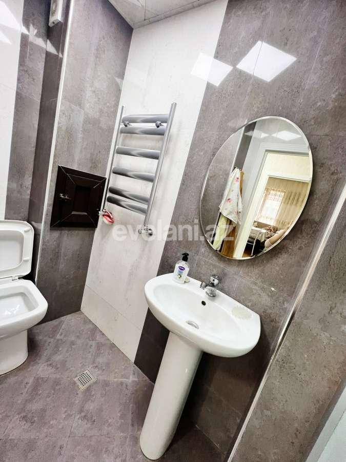 Satılır, yeni tikili, 2 otaqlı, 64 m², Bakı, Binəqədi r, 8-ci mikrorayon q.