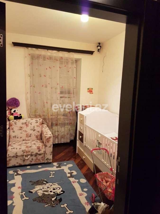 Продаётся, вторичка, 3-комнаты, 75 m², Баку, Ясамальский r, Элмляр Академиясы m.