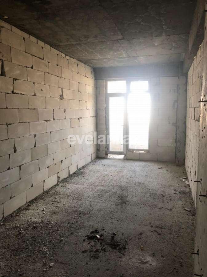 Satılır, yeni tikili, 2 otaqlı, 87 m², Bakı, Nizami r, Qara Qarayev m.