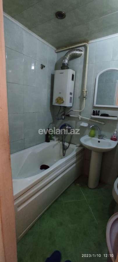 Sale, old building, 1 room, 35 m², Baku, Yasamal r, Icheri Sheher m.