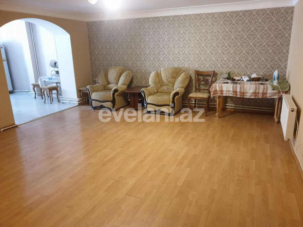 Satılır, köhnə tikili, 4 otaqlı, 120 m², Bakı, Yasamal r, Elmlər Akademiyası m.