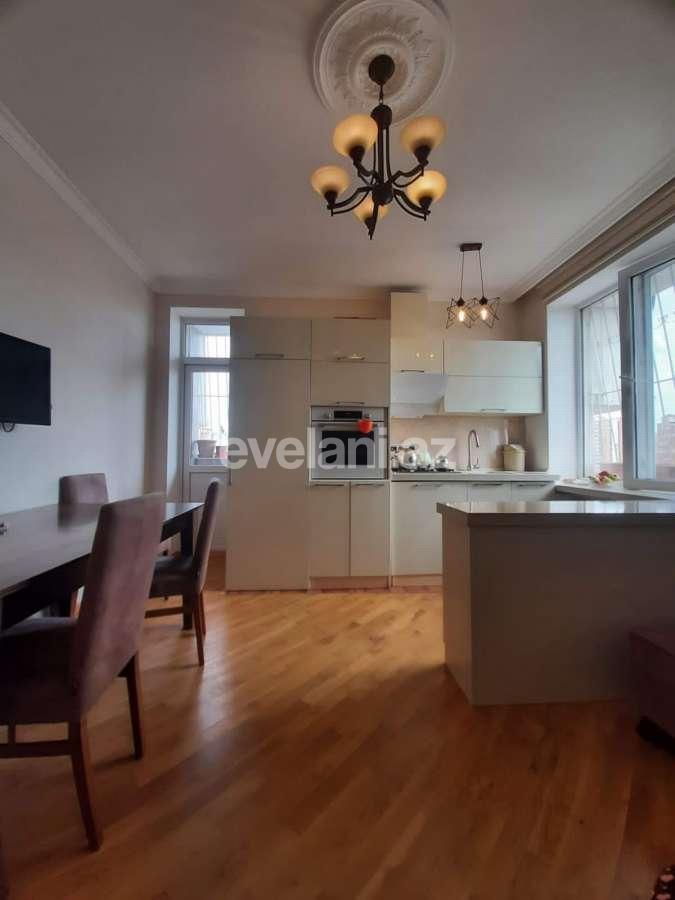 Satılır, yeni tikili, 3 otaqlı, 70 m², Bakı, Xətai r, Həzi Aslanov m.