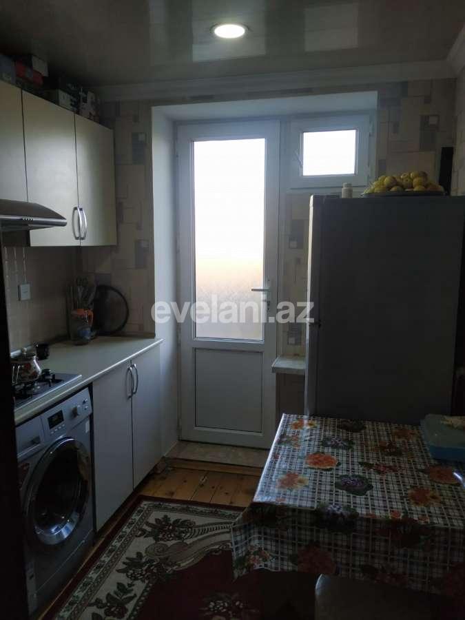 Satılır, köhnə tikili, 2 otaqlı, 64 m², Bakı, Binəqədi r.