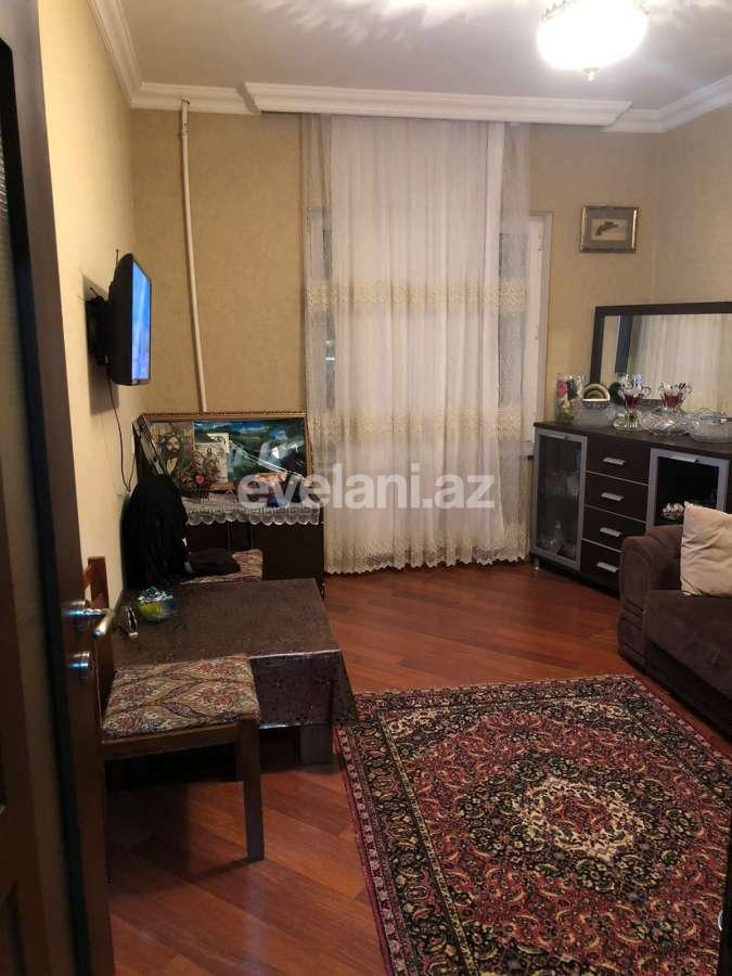 Sale, old building, 4 room, 90 m², Baku, Yasamal r, Yeni Yasamal d, Inshaatchilar m.