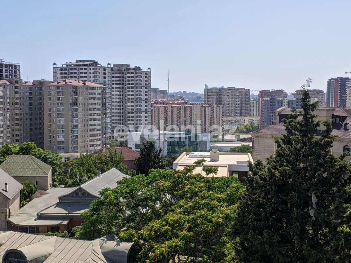 Satılır, köhnə tikili, 5 otaqlı, 178 m², Bakı, Nərimanov r.