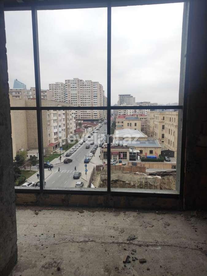 Satılır, yeni tikili, 4 otaqlı, 205 m², Bakı, Xətai r.