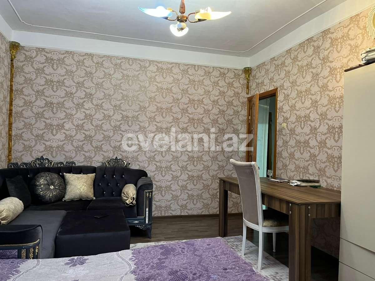 Satılır, köhnə tikili, 3 otaqlı, 63 m², Sumqayıt, 13-cü mikrorayon r.