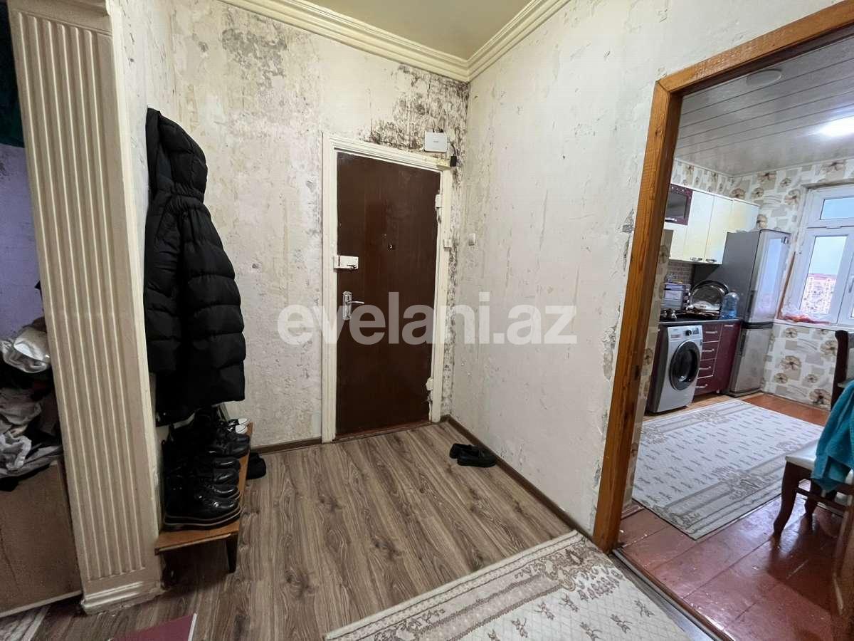 Satılır, köhnə tikili, 3 otaqlı, 63 m², Sumqayıt, 13-cü mikrorayon r.