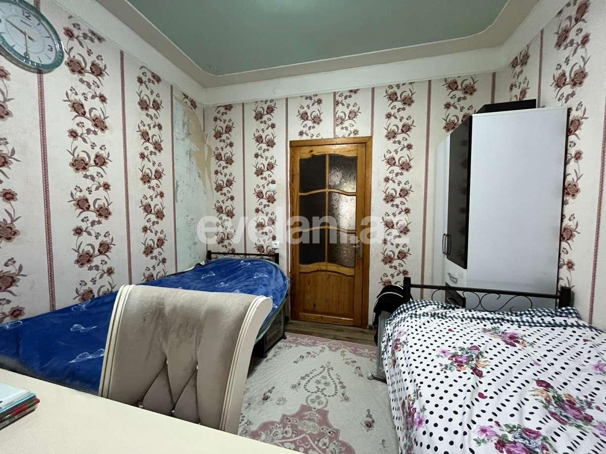 Satılır, köhnə tikili, 3 otaqlı, 63 m², Sumqayıt, 13-cü mikrorayon r.