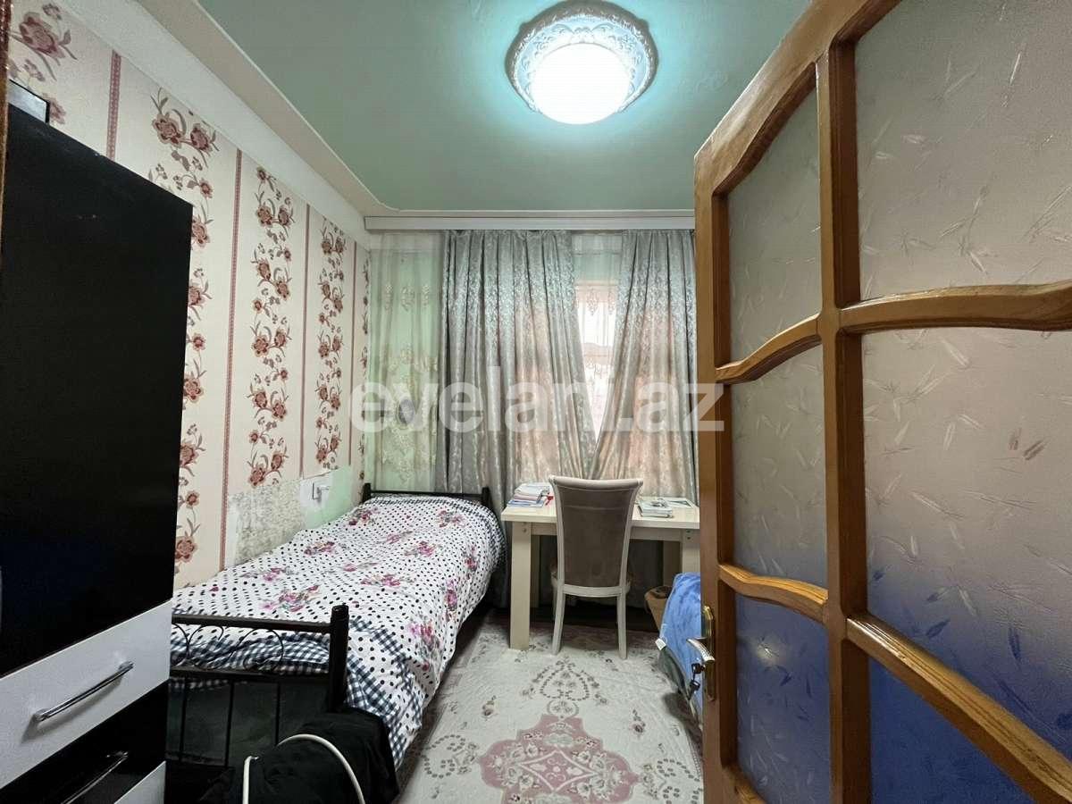 Satılır, köhnə tikili, 3 otaqlı, 63 m², Sumqayıt, 13-cü mikrorayon r.