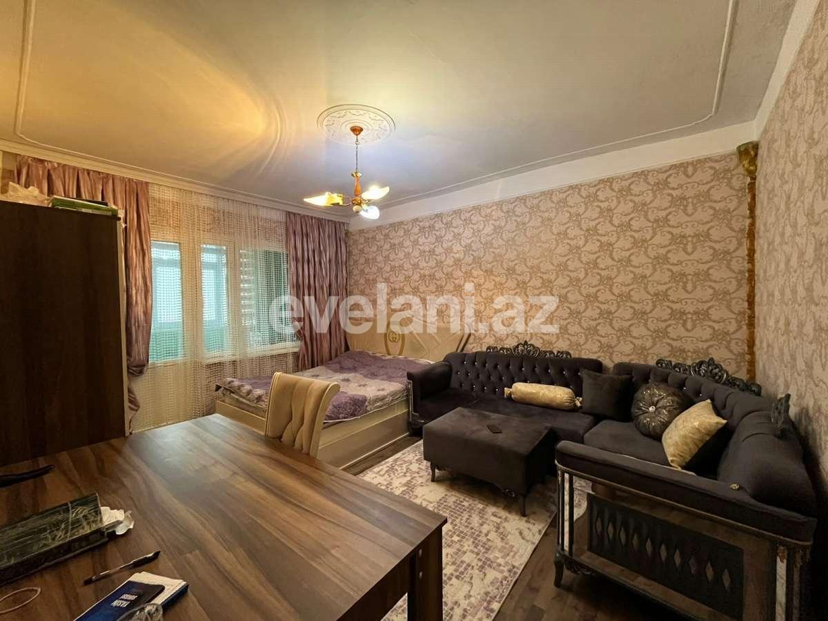 Satılır, köhnə tikili, 3 otaqlı, 63 m², Sumqayıt, 13-cü mikrorayon r.