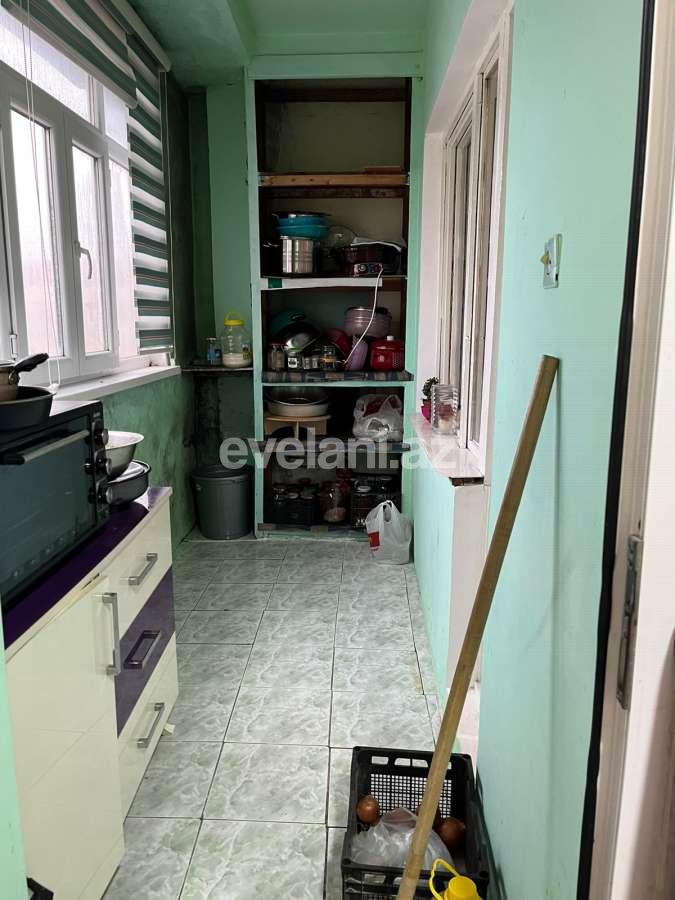 Satılır, köhnə tikili, 3 otaqlı, 63 m², Sumqayıt, 13-cü mikrorayon r.