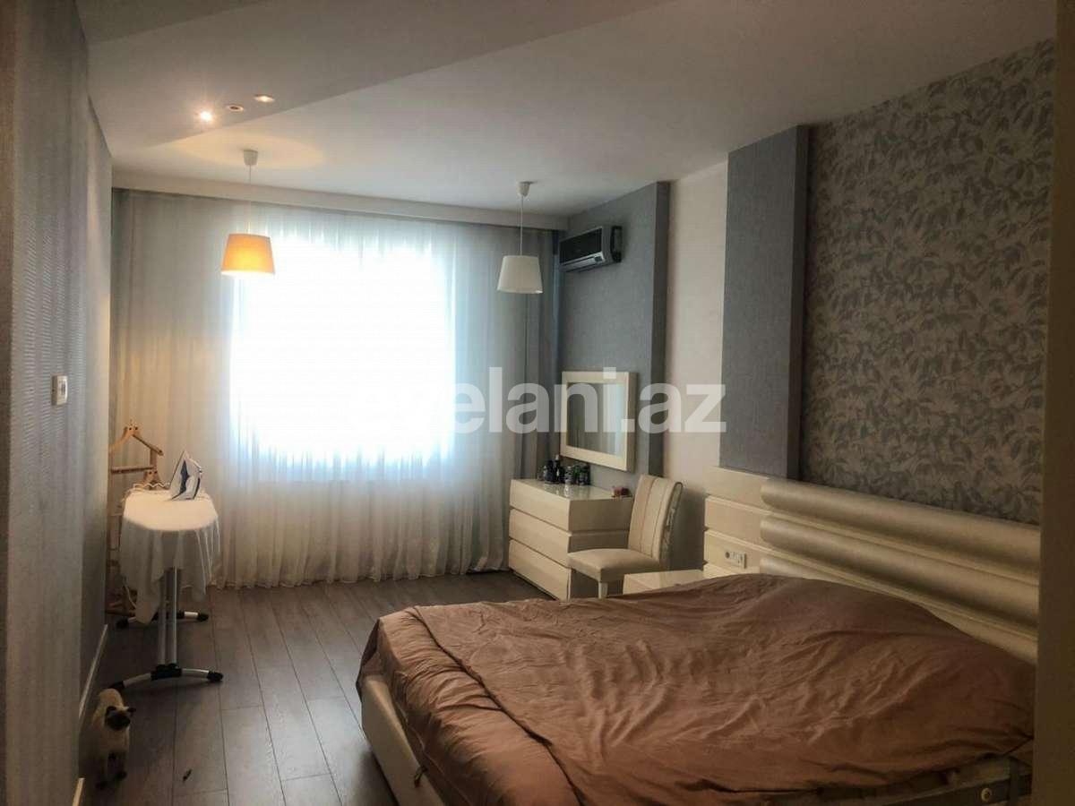 Sale, new building, 4 room, 225 m², Baku, Nasimi r.