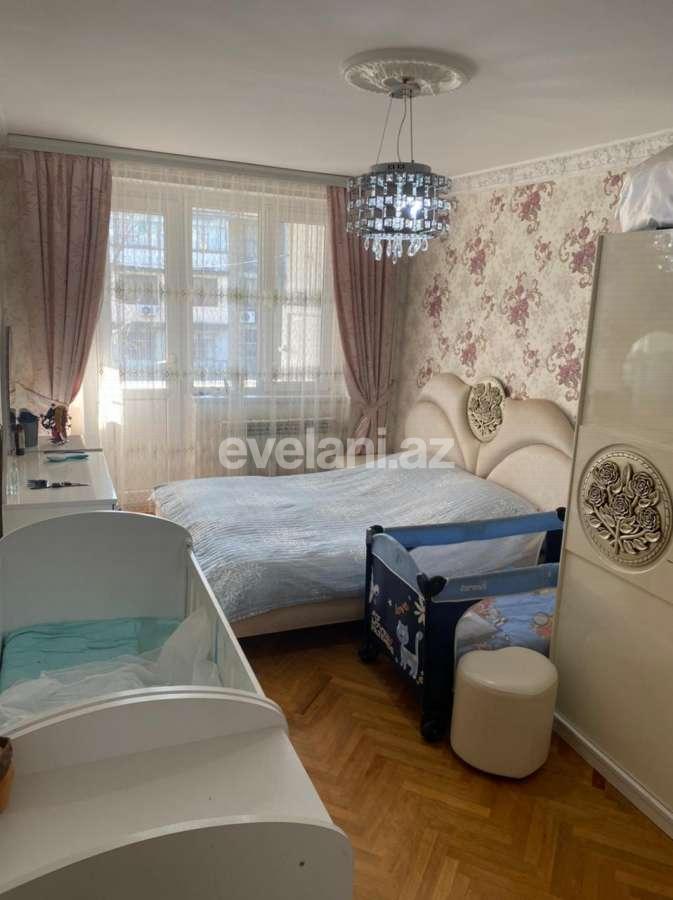 Satılır, köhnə tikili, 3 otaqlı, 80 m², Bakı, Memar Əcəmi m.