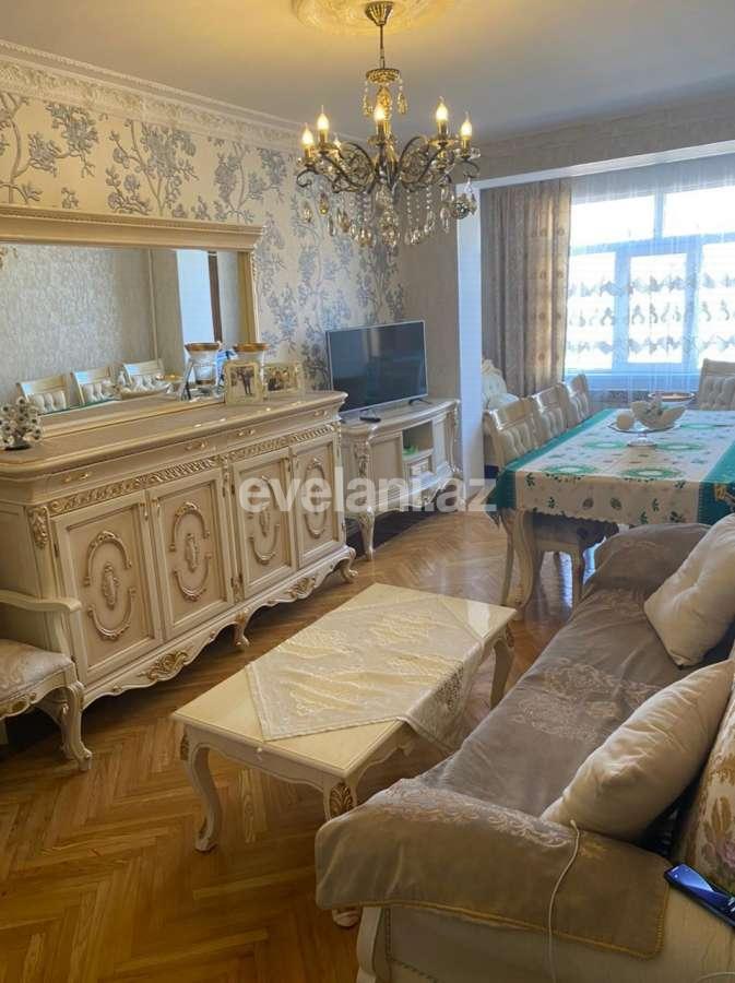 Satılır, köhnə tikili, 3 otaqlı, 80 m², Bakı, Memar Əcəmi m.