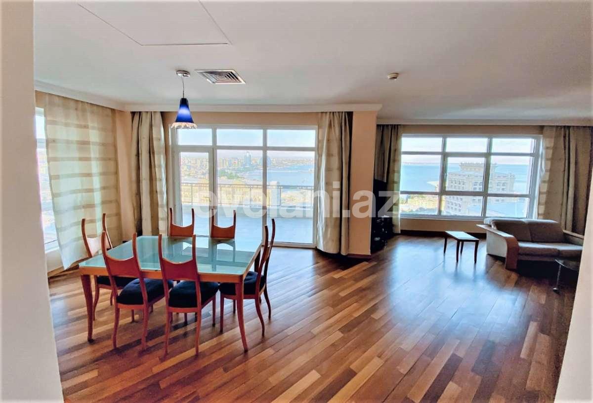 Kirayə verilir, yeni tikili, 4 otaqlı, 250 m², Bakı, Səbail r.