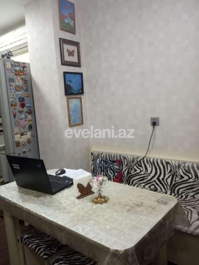 Satılır, köhnə tikili, 2 otaqlı, 59 m², Sumqayıt, 13-cü mikrorayon r.