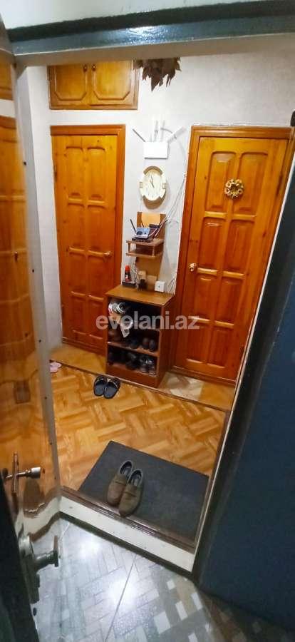 Продаётся, вторичка, 3-комнаты, 65 m², Баку, Хатаинский r, Ахмедлы p, Ази Асланов m.