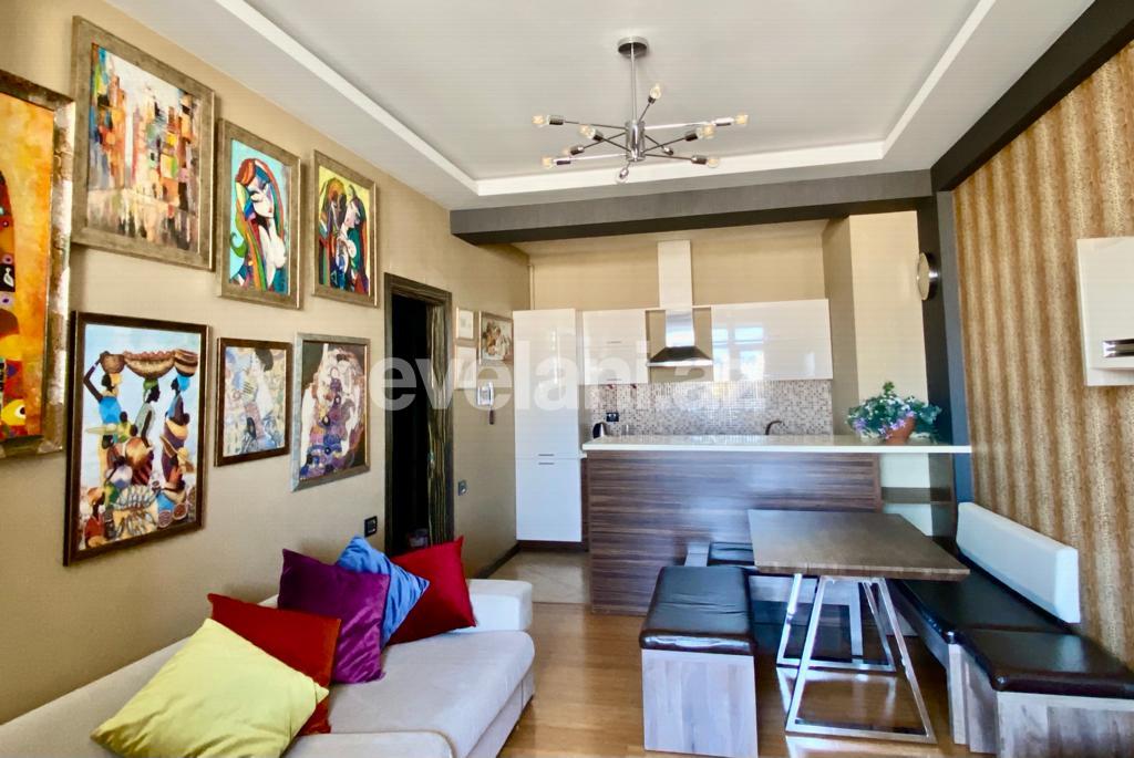 Kirayə verilir, yeni tikili, 2 otaqlı, 90 m², Bakı, Xətai r, Şah İsmayıl Xətai m.