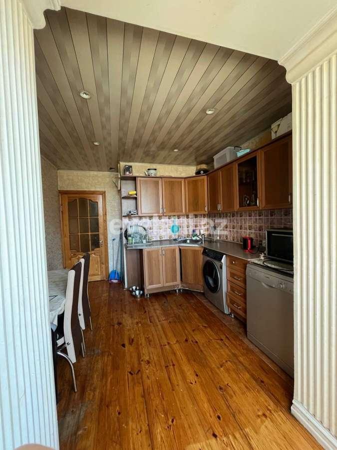 Satılır, köhnə tikili, 4 otaqlı, 100.99 m², Bakı, Xətai r.