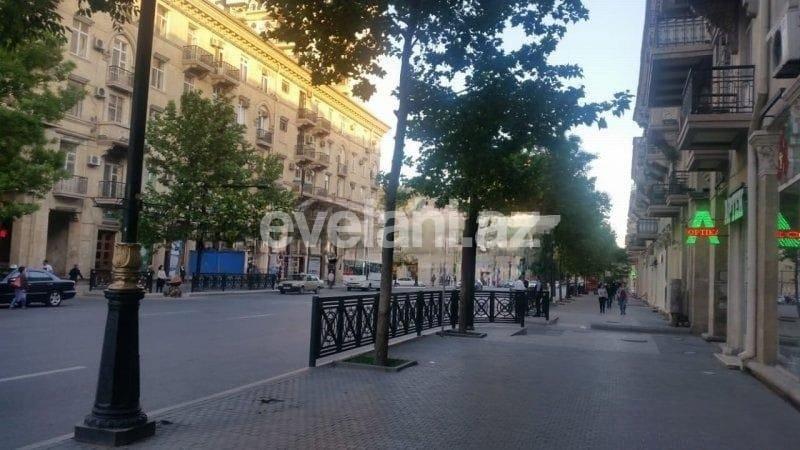 Satılır, köhnə tikili, 3 otaqlı, 79.98 m², Bakı, Səbail r.