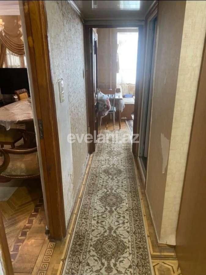 Satılır, köhnə tikili, 4 otaqlı, 104 m², Bakı, Binəqədi r, 8-ci mikrorayon q, Azadlıq prospekti m.