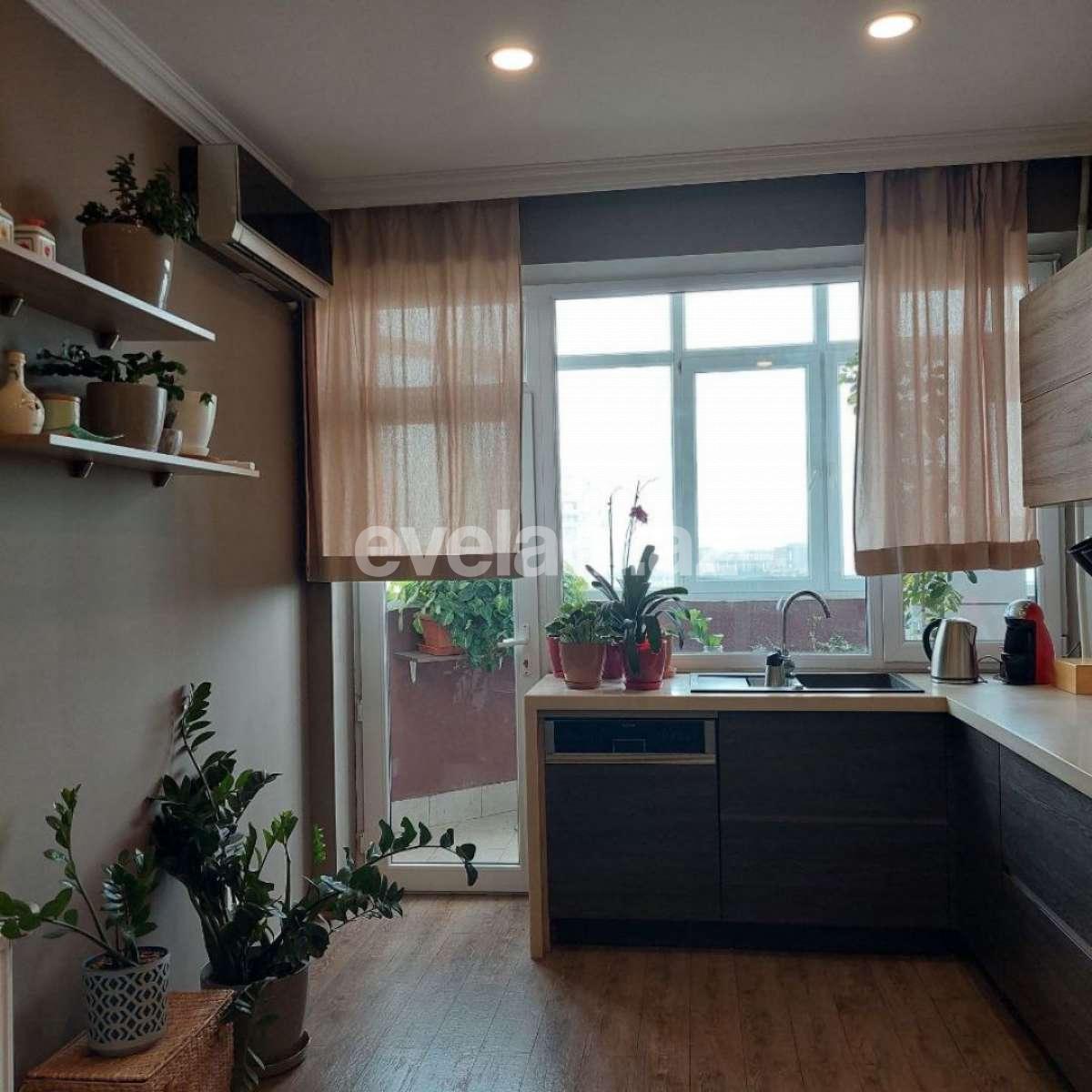 Продаётся, новостройка, 3-комнаты, 138 m², Баку, Насиминский r, 8 Ноябрь m.